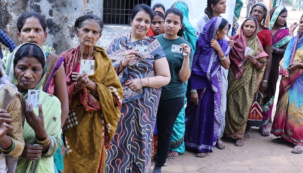 रायगढ़ जिला पंचायत चुनाव में भी चला भाजपा का जादू... चार सीटों पर बीजेपी व एक पर कांग्रेस आगे