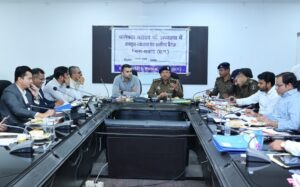 Raigarh News: जिले में शांति व कानून व्यवस्था प्रशासन की सर्वोच्च प्राथमिकता- कलेक्टर मयंक चतुर्वेदी