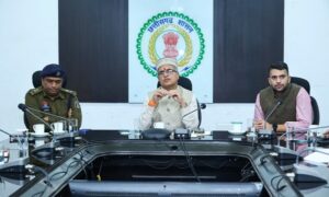 Raigarh News: एलबीएसएनएए निदेशक श्रीराम तरानिकांति का रायगढ़ दौरा, नागरिक सुविधाओं और प्रशासनिक कार्यप्रणाली का लिया जायजा