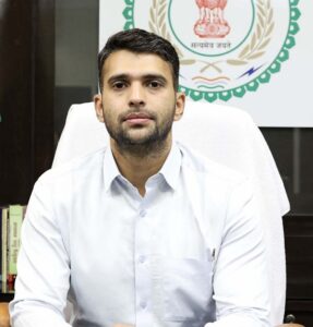 Raigarh News: जिले में गरिमामय वातावरण में हर्षोल्लास के साथ मनाया जाएगा 77 वां गणतंत्र दिवस, शहीद कर्नल विप्लव त्रिपाठी स्टेडियम रायगढ़ में होगा जिला स्तरीय मुख्य समारोह
