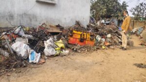 CG NEWS: अवैध कबाड़ कारोबार पर पुलिस की बड़ी कार्रवाई,24 ठिकानों पर छापेमारी, 4.9 करोड़ रुपये से अधिक का कबाड़ जब्त, 17 गिरफ्तार