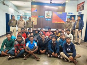 Raigarh News: कोतरारोड़ पुलिस ने 24 अनावेदकों पर 170 बीएनएसएस की कार्रवाई कर भेजा जेल, किरोड़ीमलनगर में हुए मारपीट से जुडा है मामला