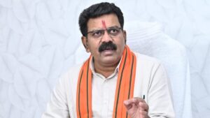 बस्तर में गणतंत्र दिवस की खास तैयारी! उप मुख्यमंत्री विजय शर्मा बोले- “लोग खुलकर हंसने लगे हैं, लोकतंत्र बोल रहा है”