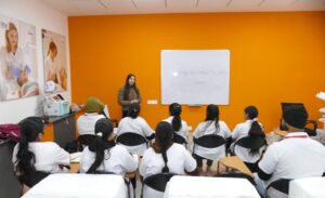 कुरुक्षेत्र इंटरनेशनल स्किल सेंटर में हेयर एंड ब्यूटी आर्टिस्ट्री कोर्स का पहला बैच औपचारिक रूप से शुरू