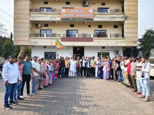 Raigarh News: नितिन नबीन के राष्ट्रीय अध्यक्ष बनते ही भाजपा कार्यालय में कार्यकर्ताओं ने मनाया जश्न