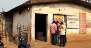 Raigarh News:  शराब दुकान से 3.20 लाख नगद और पूरा लॉकर ले उड़े शातिर चोर, मामले की जांच में जुटी पुलिस