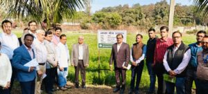 Raigarh: नाबार्ड की टीम ने कृषि विज्ञान केन्द्र रायगढ़ का किया भ्रमण, मसाला फसलों, उन्नत बीज उत्पादन व जलवायु अनुकूल तकनीकों का लिया जायजा