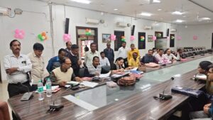 Raigarh News: पेंशनरों को बड़ी राहत; रायगढ़ में पेंशन निराकरण एवं वेतन निर्धारण शिविर, 63 प्रकरणों का त्वरित समाधान