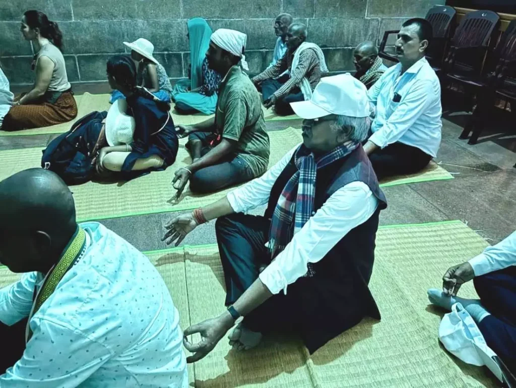 विवेकानंद रॉक पर ध्यान में लीन दिखे MP बृजमोहन अग्रवाल, तस्वीरों ने खींचा सबका ध्यान