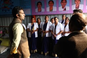 Raigarh News: डुमरमुड़ा एवं कोतरलिया की रेडी-टू-ईट इकाइयों का कलेक्टर ने किया निरीक्षण, निर्धारित गुणवत्ता मानकों के साथ उत्पादन प्रक्रिया शीघ्र प्रारंभ करने के दिए निर्देश
