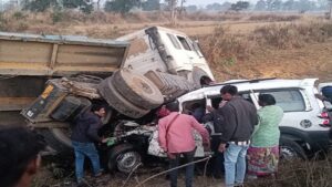 CG News: स्कॉर्पियो और ट्रेलर के बीच जोरदर भिडंत, 6 लोग घायल,सत्संग में जा रहे थे सभी