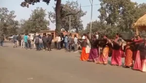 सरगुजा में आदिवासी समाज का आक्रोश – भानुप्रताप सिंह के अभद्र बोल और गाली-गलौज की कड़ी निंदा, सार्वजनिक माफी की मांग
