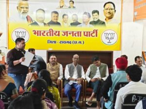 रायगढ़ भाजपा कार्यालय में वित्त मंत्री ओपी चौधरी ने पार्षदों के साथ की कामकाजी बैठक
