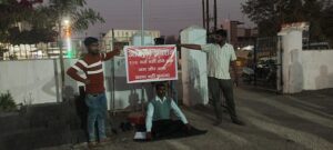 Sarangarh News: सिटी कोतवाली के सामने धरने पर बैठे तहसीलदार, जानिए क्या है पूरा मामला…पढिए पूरी खबर…