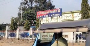 CG News: मंदिर से जंजीर काट कर दान पेटी की चोरी: आधी रात चढ़ावा ले उड़े चोर, सीसीटीवी में हुए कैद