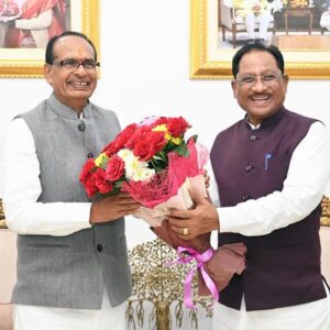 मुख्यमंत्री विष्णुदेव साय से केंद्रीय कृषि मंत्री शिवराज सिंह चौहान ने की सौजन्य मुलाकात