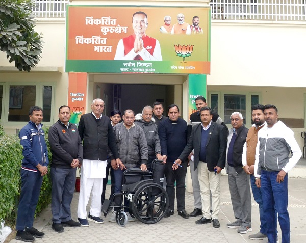 सांसद नवीन जिन्दल जरूरतमंद लोगों को सुविधाएं उपलब्ध कराने के लिए हैं प्रयासरत: धर्मवीर सिंह
