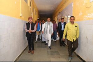 स्वास्थ्य मंत्री श्याम बिहारी जायसवाल ने सामुदायिक स्वास्थ्य केन्द्र बोड़ला का किया औचक निरीक्षण, अस्पताल मरम्मत के लिए 50 लाख रुपए की स्वीकृति प्रदान की