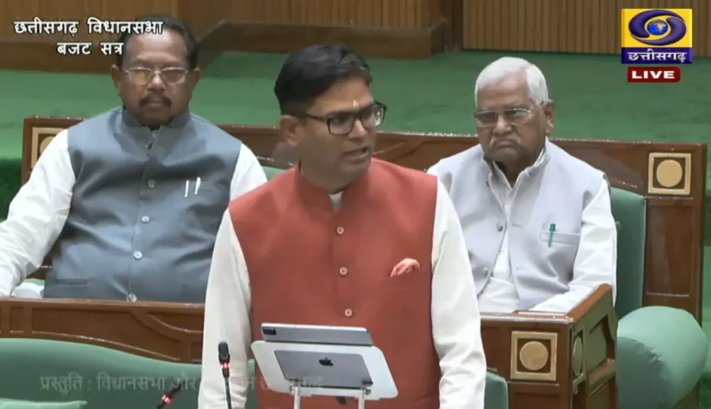 रायपुर में अंडरग्राउंड बिजली लाइन का ऐलान, SANKALP बजट में इंफ्रास्ट्रक्चर को बड़ा बूस्ट