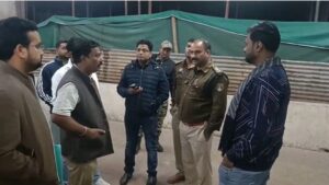 CG News: युवक ने युवती का गला रेता फिर खुद कर ली आत्महत्या, युवती ने वीडियो कॉल कर घरवालों को लोकेशन भेजी, युवती की हालत गंभीर
