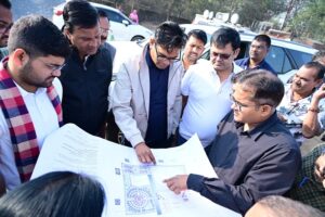Raigarh News: रायगढ़ में नागरिकों को बेहतर सुविधाएं उपलब्ध कराने के लिए विकास कार्य तेजी से जारी