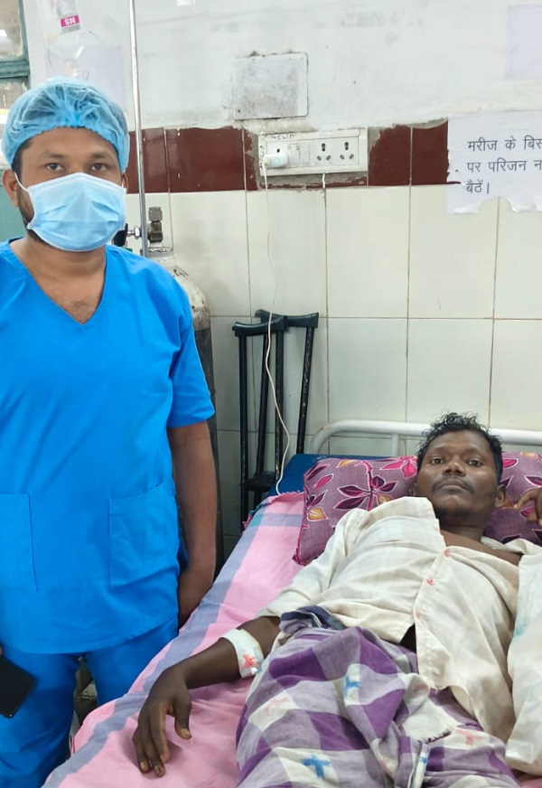 Raigarh News: जिला अस्पताल में कूल्हे की टीबी का सफल उपचार, मरीजों को मिल रहा नया जीवन