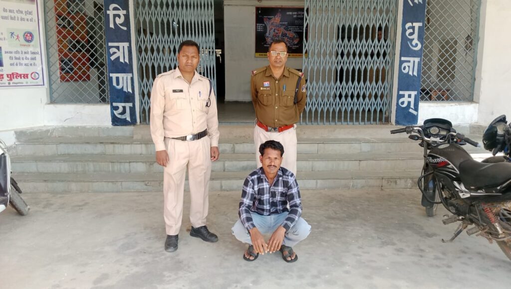 Raigarh News: “ऑपरेशन शंखनाद” के तहत रायगढ़ पुलिस की एक और बड़ी कार्यवाही, 16 गौवंश तस्करों के कब्जे से मुक्त, मवेशी तस्कर गिरफ्तार, फरार आरोपी की तलाश जारी