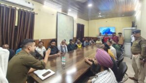 Raigarh news: मॉडिफाई साइलेंसर पर व्यापक अभियान;  गैरेज संचालकों की बैठक, ‘सशक्त ऐप’ से चोरी वाहन पर भी नजर