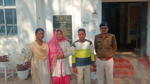Raigarh News: फर्जी अंकसूची से डाकपाल की नौकरी हथियाने की कोशिश नाकाम, कोतवाली पुलिस ने महिला-पुरुष को किया गिरफ्तार