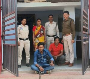 Raigarh News: पुरानी बस्ती खरसिया में मारपीट की घटना पर पुलिस की त्वरित कार्रवाई,  हत्या के प्रयास अपराध में तीन आरोपी गिरफ्तार