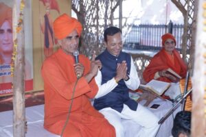 सांसद नवीन जिन्दल ने चतुर्वेद परायण महायज्ञ में दी आहुति, स्वास्थ्य के प्रति जागरूक रहने का किया आह्वान