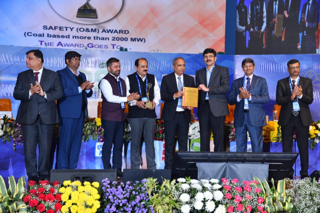 एनटीपीसी द्वारा आयोजित इंडियन पावर स्टेशंस 2026 में लारा स्टेशन पुरस्कृत