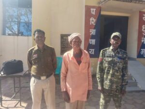 Jashpur News: जशपुर पुलिस का ‘ऑपरेशन अंकुश’; गौ-तस्करी का शातिर फरार आरोपी जागेश्वर झारखंड सीमा के पास गिरफ्तार
