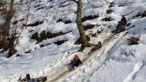 जम्मू-हिमाचल में बारिश-बर्फबारी के आसार, तमिलनाडु में कोहरे का अलर्ट, पढ़िए IMD के अपडेट 