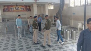CG: गार्ड को बंधक बनाकर की पिटाई, फिर आभूषण ले उड़े चोर, सीसीटीवी-डीवीआर भी गायब, साईं मंदिर को अज्ञात चोरों ने बनाया निशाना