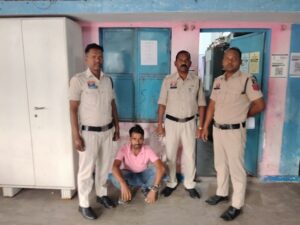  Raigarh News: ढाई किलो गांजा के साथ तस्कर गिरफ्तार, ओडीसा से मादक पदार्थ लाकर रायगढ़ में खपाने की थी तैयारी