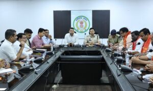 Raigarh: रामनवमी सहित सभी त्योहार जिले में आपसी भाईचारे, सौहार्द और सामाजिक समरसता के साथ मनाए :- कलेक्टर मयंक चतुर्वेदी