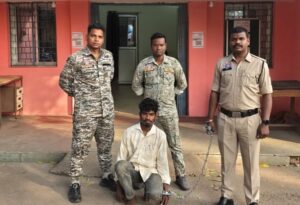 Raigarh News: आमाघाट अफीम मामले में रायगढ़ पुलिस को मिली बड़ी सफलता, फरार आरोपी झारखंड से गिरफ्तार