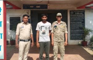 Sarangarh News: 300 किलो गांजा परिवहन के मामले में फरार चल रहे आरोपी को सरिया पुलिस ने  उत्तरप्रदेश से किया गिरफ्तार