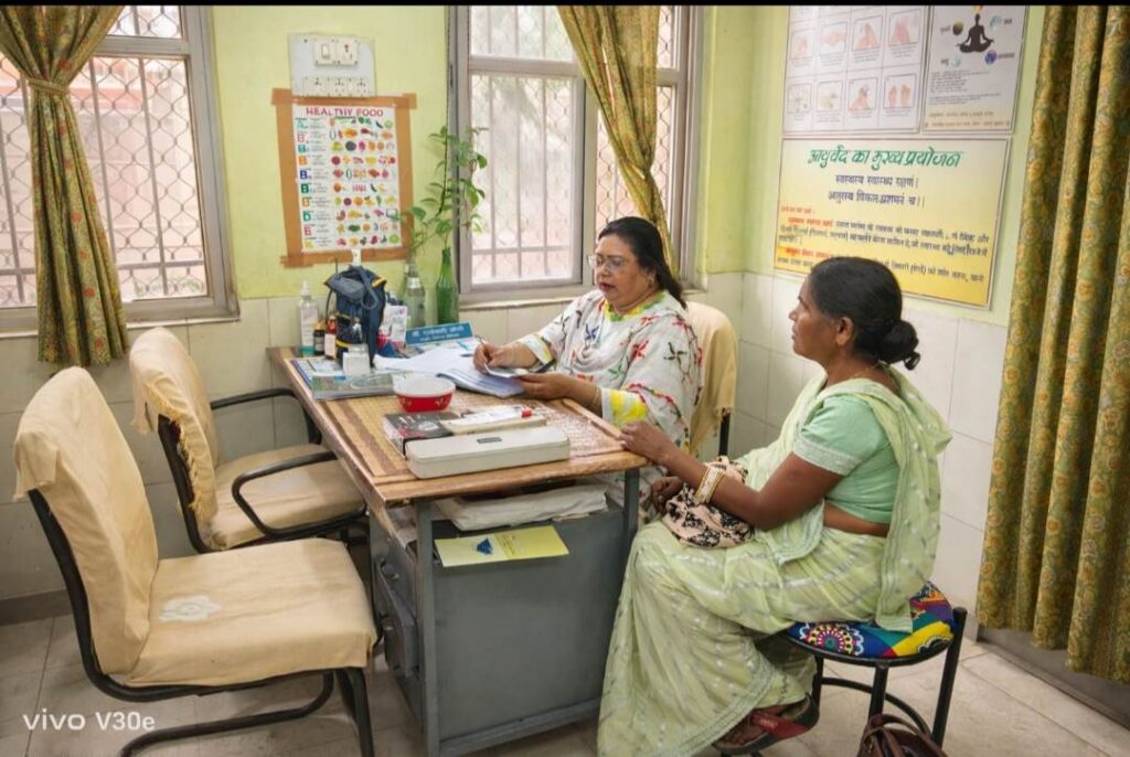 Raigarh: आयुर्वेद बना संजीवनी, मधुमेह, बीपी, सर्वाइकल, माइग्रेन से लेकर मोटापा तक में मिला राहत का नया रास्ता