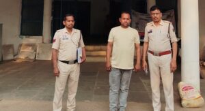 Raigarh News: सरकारी नौकरी लगाने के नाम पर 20 लाख की ठगी,  रायगढ़ पुलिस की बड़ी कार्रवाई, महाठग दुर्ग से गिरफ्तार, बैंक में जमा करने पर चेक बाउंस पर ठगी का खुलासा