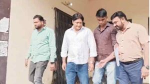 CG: एंटी करप्शन ब्यूरो ने बिजली ऑफिस में मारा छापा, एई–जेई समेत कंप्यूटर ऑपरेटर भी रिश्वत लेते हुए हुआ गिरफ्तार