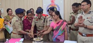 Raigarh News: अंतर्राष्ट्रीय महिला दिवस पर रायगढ़ पुलिस ने किया महिला पुलिसकर्मियों का सम्मान