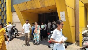 Raigarh News: मंडी उप निरीक्षक भर्ती परीक्षा शांतिपूर्ण संपन्न, 59.45 प्रतिशत उपस्थिति दर्ज, कड़े सुरक्षा प्रबंध और सख्त दिशा-निर्देशों के बीच हुई परीक्षा