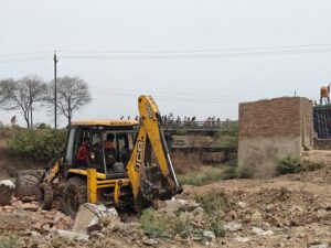 Raigarh News: पंचायत समाधान मंच से बड़ी सफलता: 27,705 वर्गफीट शासकीय भूमि अतिक्रमण मुक्त, संवाद और सहमति से निकला समाधान, प्रशासन की पहल लाई रंग
