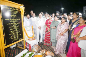 ट्रेफिक सिंग्नल में प्रतीक्षा करने वालों को अब तेज धूप व बारिश में नहीं होगी परेशानी चौक.चौराहों में बनेंगे प्रतीक्षा शेड