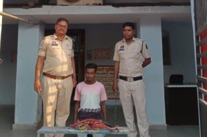 Raigarh News: केबल तार व लोहे का एंगल चोरी का आरोपी गिरफ्तार,  चोरी गया सामान बरामद, आरोपी न्यायिक रिमांड पर भेजा गया