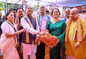  रायपुर में डॉ. भीमराव अंबेडकर की 21 फीट ऊंची प्रतिमा का भव्य अनावरण, मुख्यमंत्री विष्णुदेव साय ने कहा- समाज में न्याय और समानता की प्रेरणा देता रहेगा बाबा साहेब का जीवन