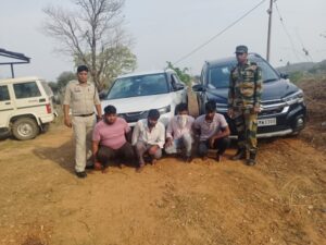 जशपुर में नशे के सौदागरों पर प्रहार: 76 किलो गांजे के साथ 4 तस्कर गिरफ्तार, नाबालिग भी गिरोह में शामिल, 38 लाख के गांजे के साथ दो लग्जरी कारें बरामद