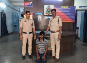 Raigarh News: घर के बाहर अकेले मिलने पर अश्लील हरकतें और दी थी धमकी, आरोपी गिरफ्तार, नाबालिग से छेड़छाड़ मामले में पुलिस की कड़ी कार्रवाई